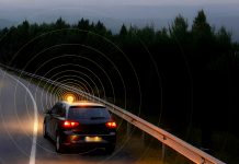 Tractores y vehículos agrícolas, exentos de la obligación del uso de la nueva baliza luminosa de la DGT DGT