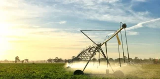 Lamenta que los agricultores leoneses tengan que soportar cada año mayores costes por el agua de riego pivots