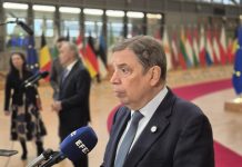 El ministro de Agricultura afirma contar con el respaldo de sector agrario y comunidades autónomas en defensa de la PAC