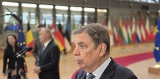 El ministro de Agricultura afirma contar con el respaldo de sector agrario y comunidades autónomas en defensa de la PAC