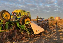Dos heridos en un accidente entre un turismo y un tractor en La Mancha Emergencias accidente tractor