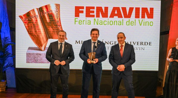 Los Premio Constancia ‘Ayer&Hoy’ distinguen a FENAVIN “como un reconocimiento al trabajo de la Diputación en favor del sector vitivinícola” FENAVIN