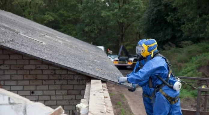 Exige planificación para las ayudas a la retirada de cubiertas de amianto de naves agropecuarias