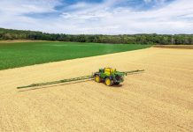 John Deere amplía la gama de pulverizadores, con depósitos de hasta 6.000 litros John Deere