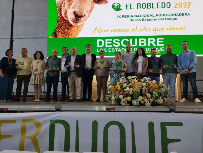 FOTO FAMILIA FERDUQUE FERDUQUE 2026