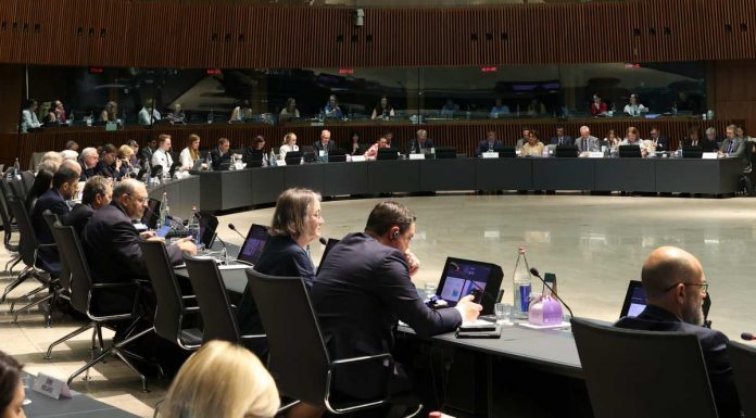 El ministro de Agricultura insiste en la necesidad de incrementar los fondos para la PAC Luis Planas UE