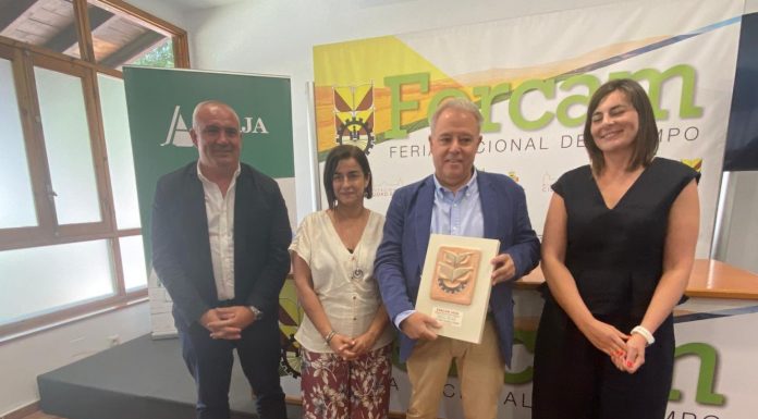 ASAJA Ciudad Real reconoce la labor de Antonio Gómez Olmos, editor de AgroCLM PREMIO PERIODISMO AGRARIO