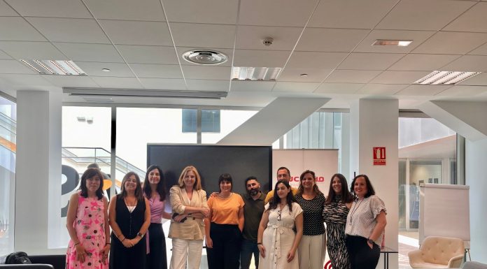 UCLM y Banco Santander reconocen el talento emprendedor universitario con los Santander X Spain Awards Santander X Spain Awards