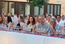 El Festival de Almagro, un escaparate privilegiado para promocionar los productos de Ciudad Real Cata de vino del Festival de Almagro