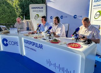 Núñez defiende que con el agua de Castilla-La Mancha “tienen que regar primero los castellanomanchegos” Paco Núñez en FERIMEL