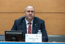 Un político y agricultor de Castilla-La Mancha dice que el precio del gasóleo B es “insufrible” Julián Martínez Lizán